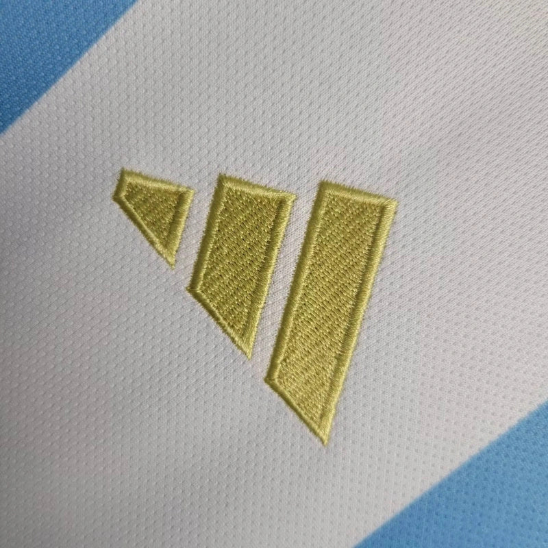Argentina Lautaro Martínez 22 Home Soccer Jersey 2024/25