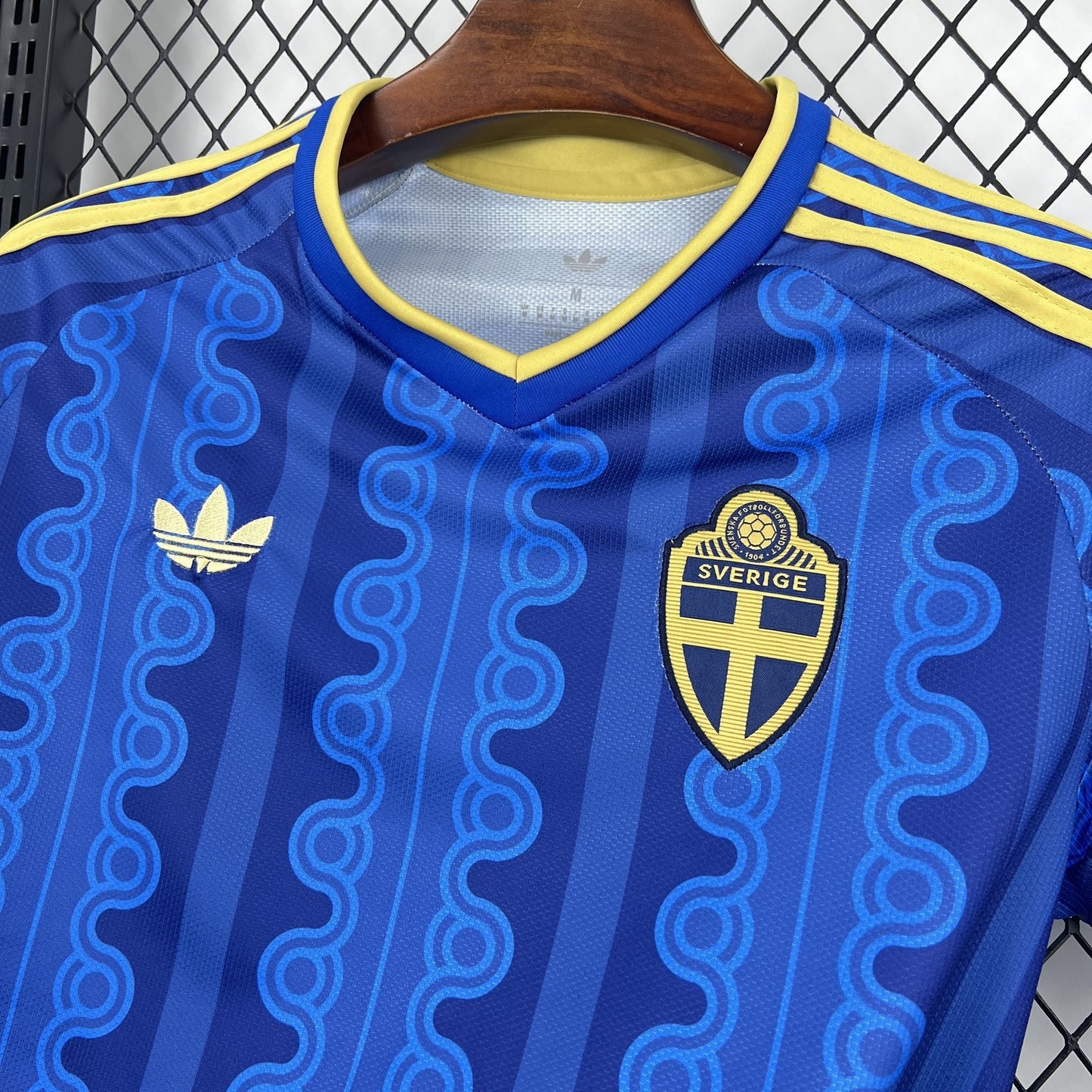 Sweden Henrik Larsson 11 Away Soccer Jersey World Cup 2026