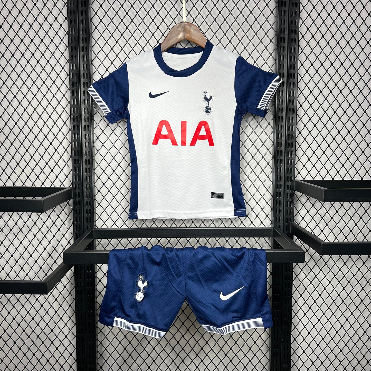 Tottenham Hotspur Son Heung-min 7 Kids Home Soccer Jersey 2024/25