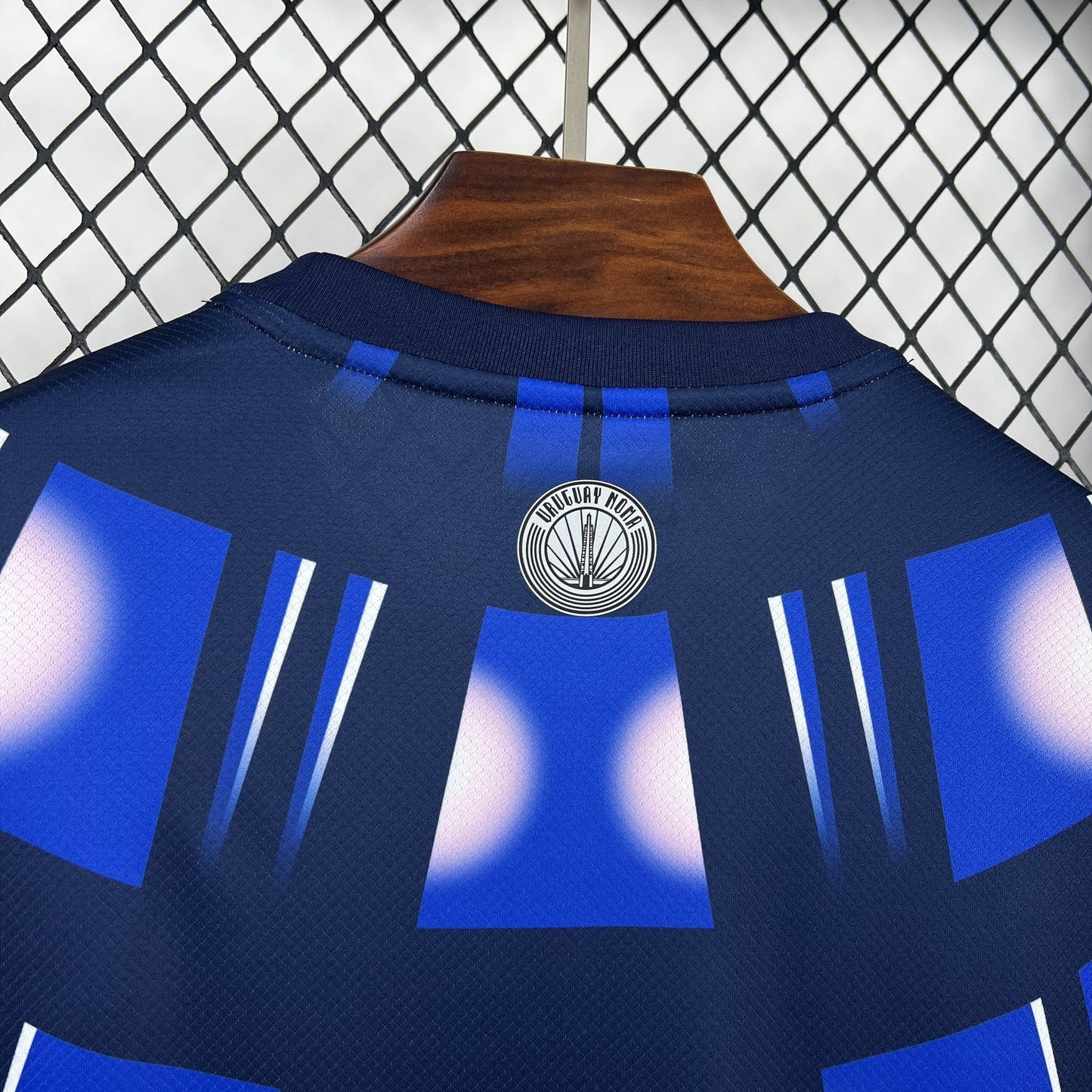 Uruguay Ronald Araújo 4 Away Soccer Jersey World Cup 2026