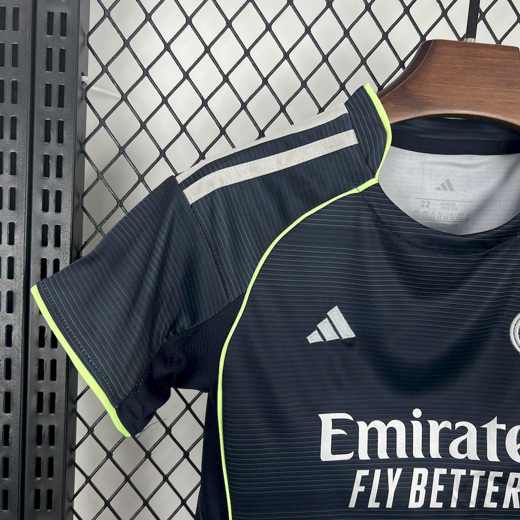 Real Madrid Jude Bellingham 5 Kids Away Soccer Jersey 2025-2026
