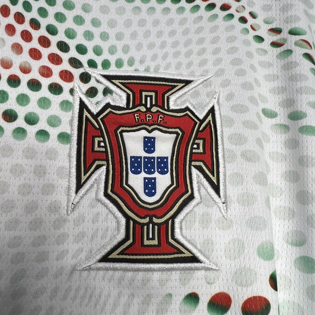 Portugal Matheus Nunes 16 Away Soccer Jersey 2025/26