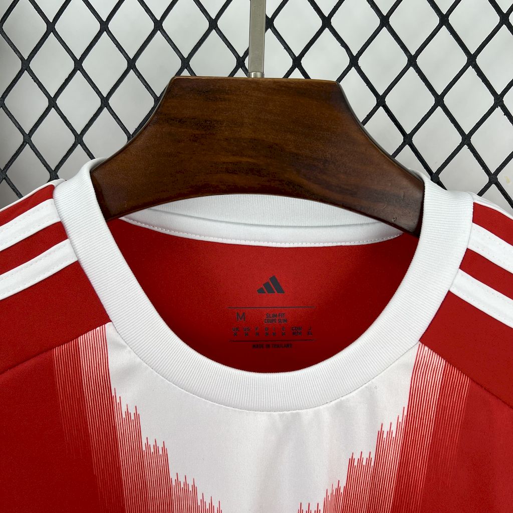 Bayern Munich Jamal Musiala 10 Home Soccer Jersey 2025-2026