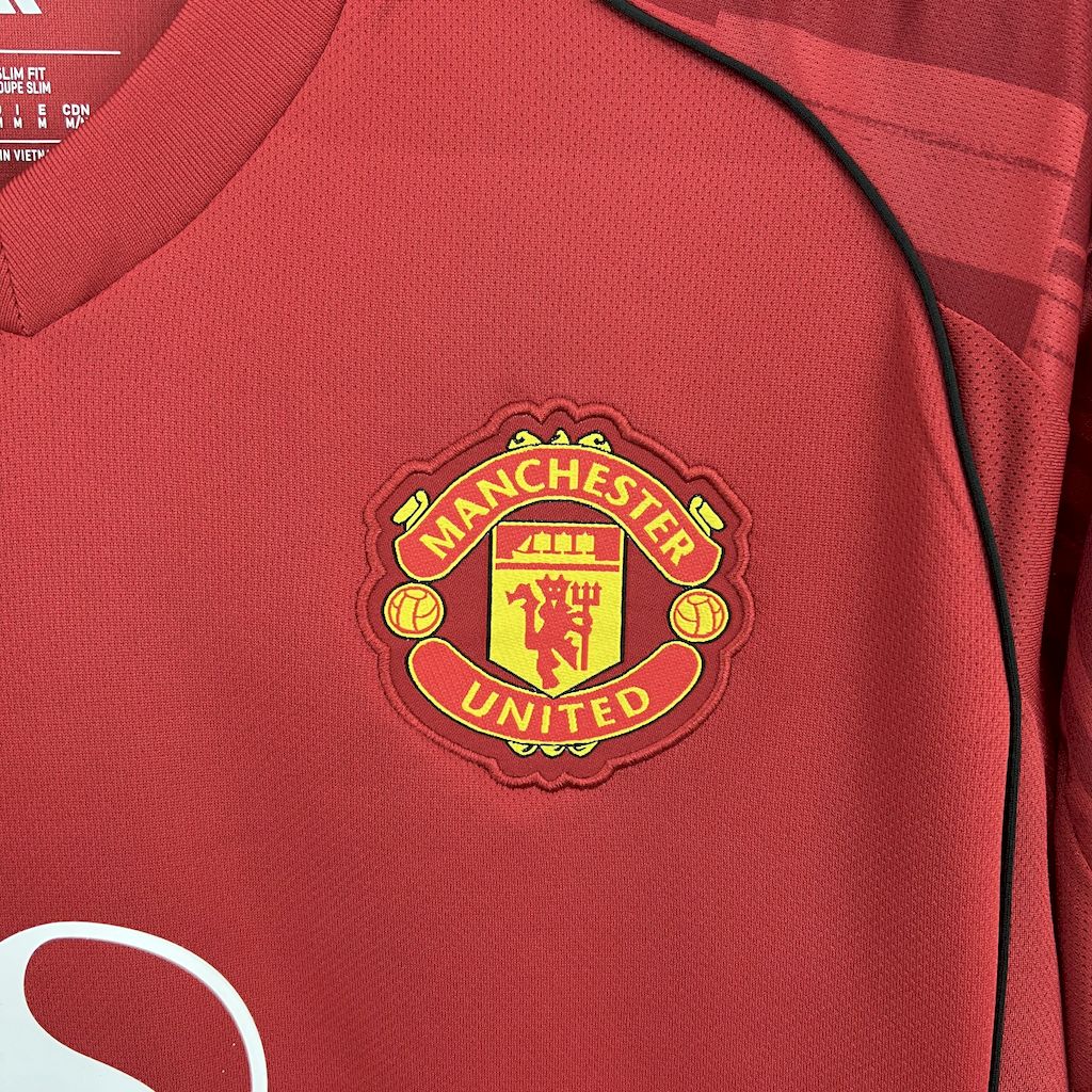 Manchester United Bruno Fernandes 8 Home Soccer Jersey 2025-2026