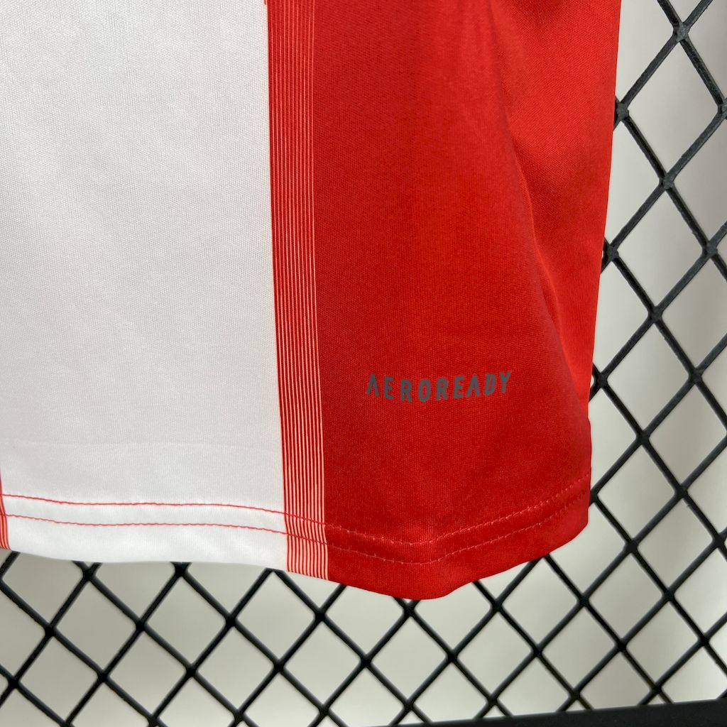 Bayern Munich Jamal Musiala 10 Home Soccer Jersey 2025-2026