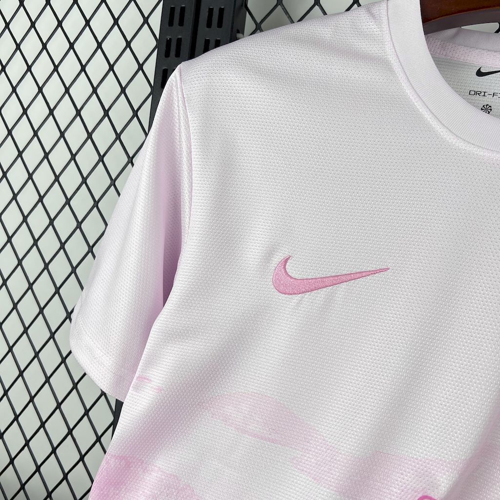 Brazil X Cristo Redentor Special Edition Soccer Jersey 2025-2026 - Pink