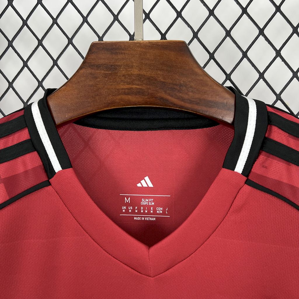 Manchester United Cristiano Ronaldo 7 Home Soccer Jersey 2025-2026