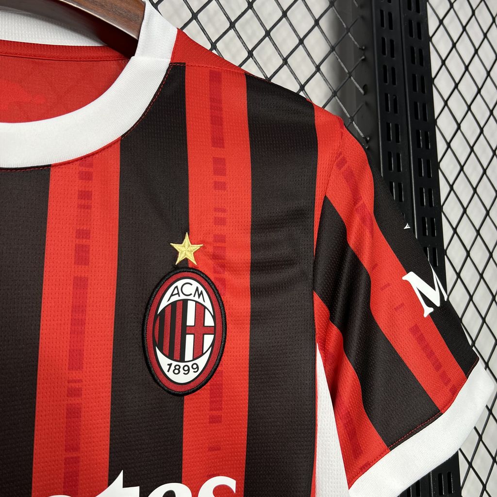 AC Milan Christian Pulisic 11 Home Soccer Jersey 2024/25