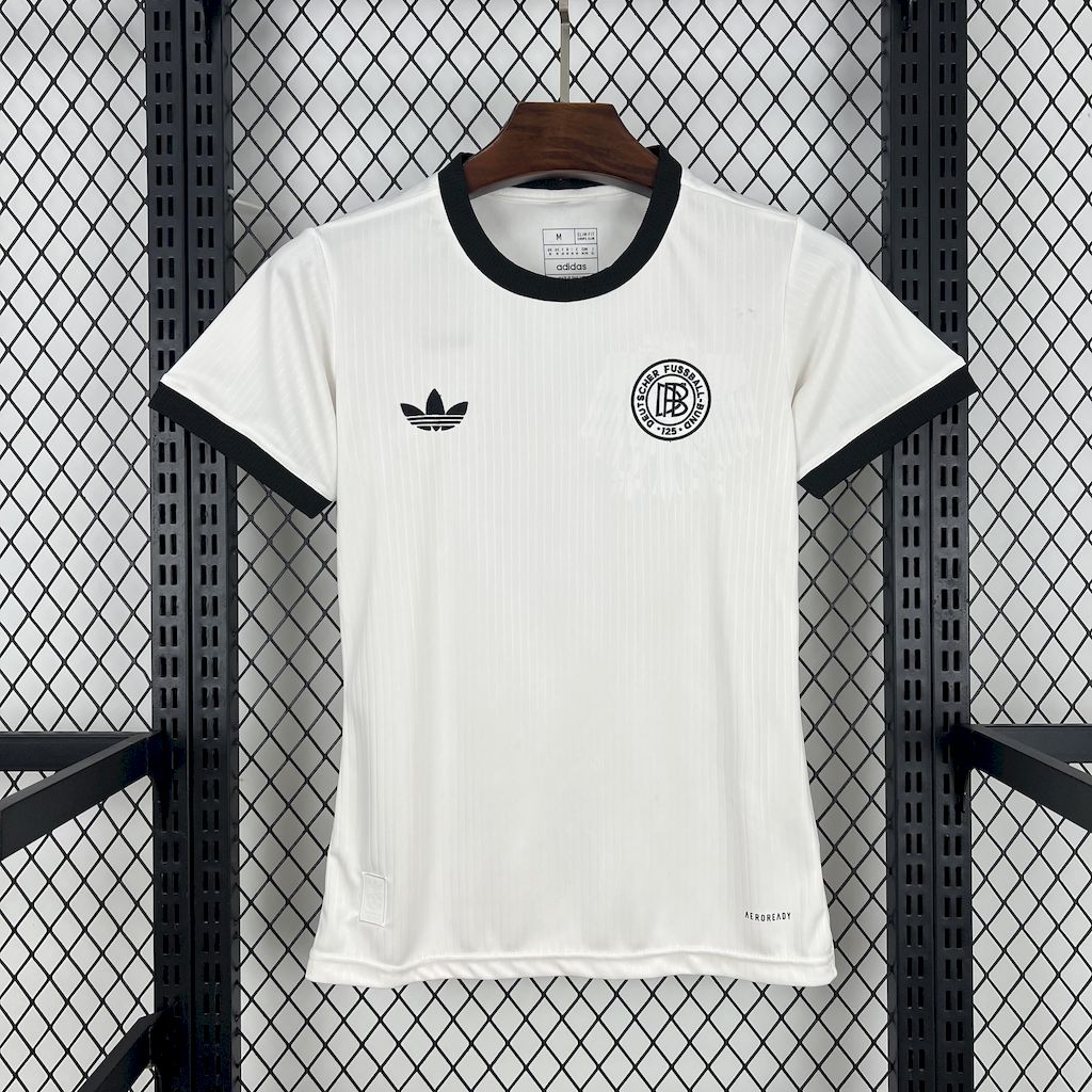 Germany Klara Bühl 19 Women's Home Soccer Jersey Euro 2025